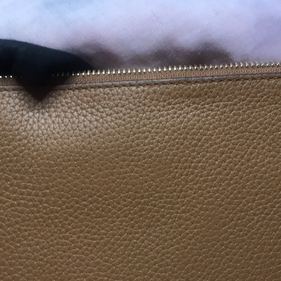 Michael Kors tan wristlet - Picture 4 of 13